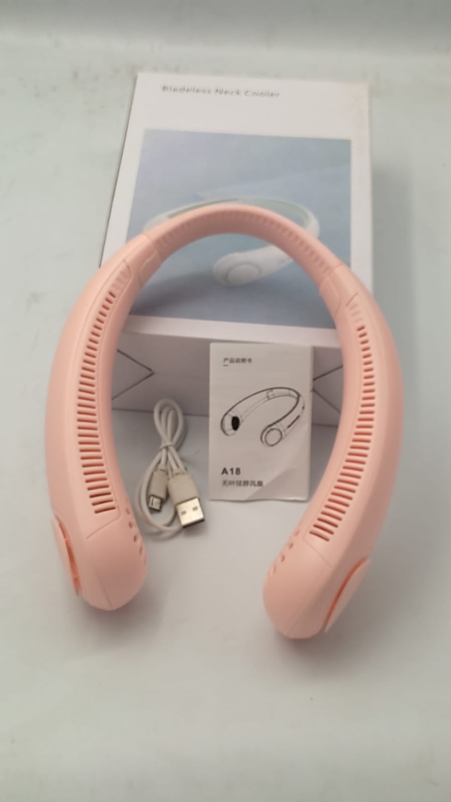 Vaneless Neck hanging fan